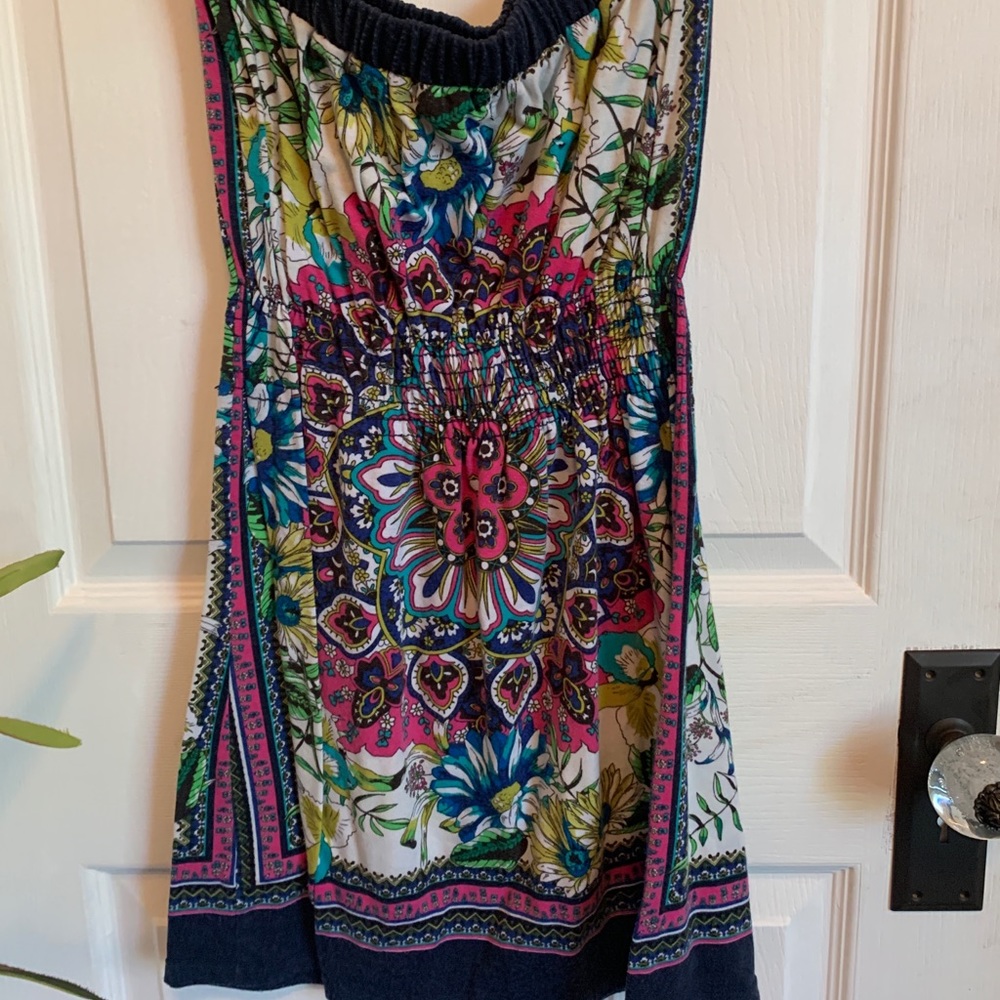 Flower detailed mini dress